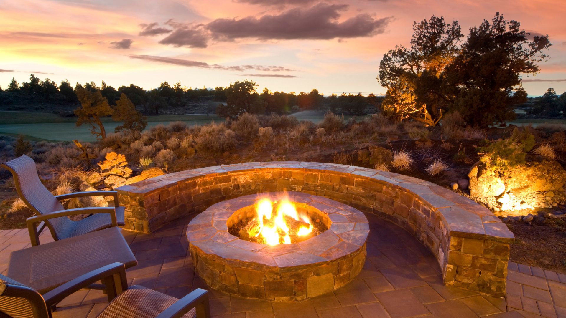 Custom Fire Pit Service_850_324_5391_Hutcherson Stucco and Stone_FL
