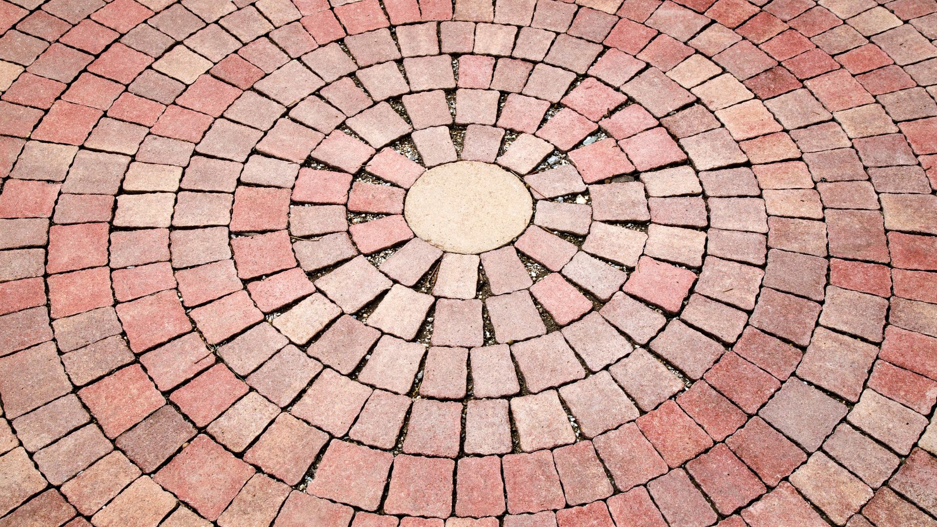 Patio bricks installation in circular