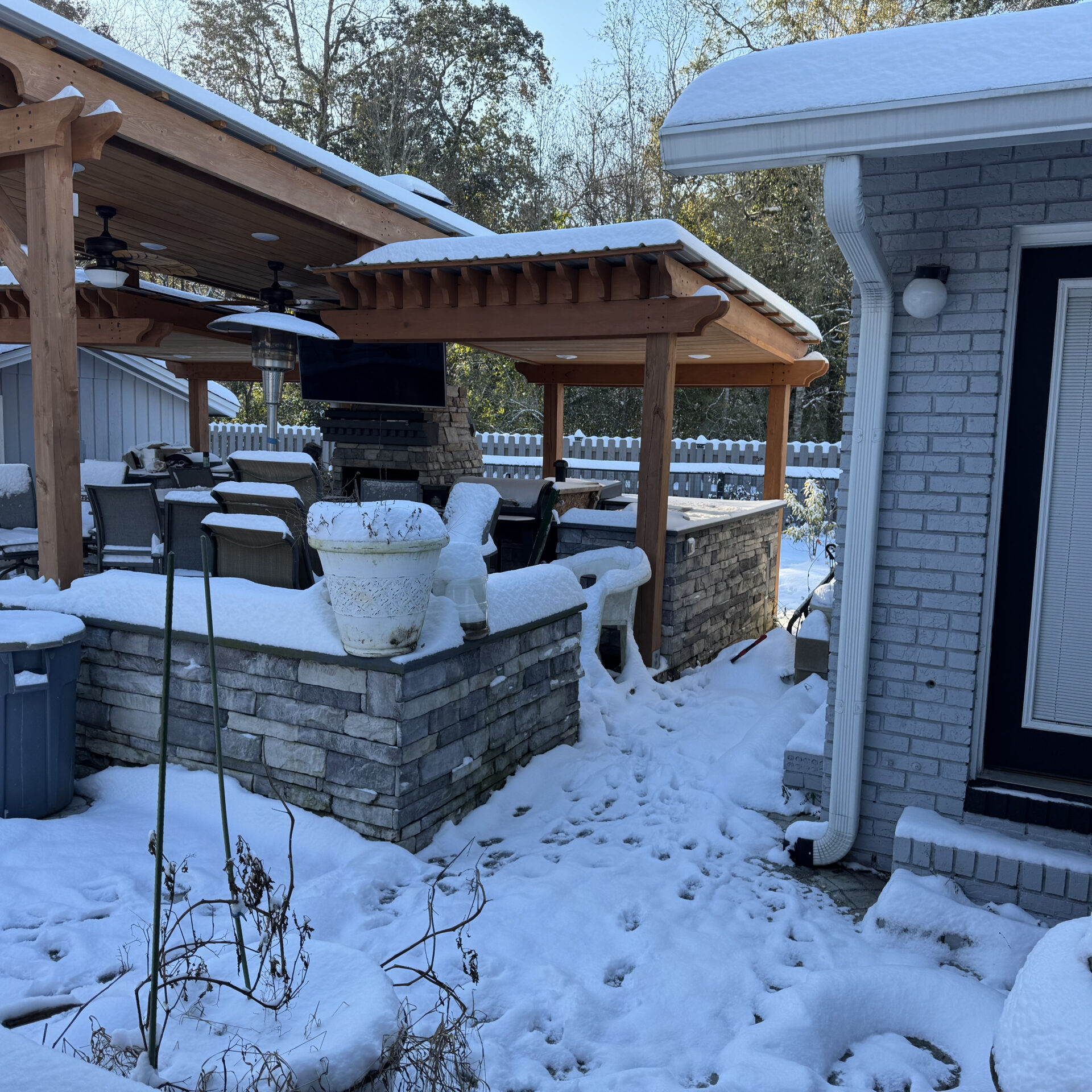 Outdoor Kitchen_850_324_5391_Hutcherson Stucco and Stone_FL Outdoor Kitchen_850_324_5391_Hutcherson Stucco and Stone_FL